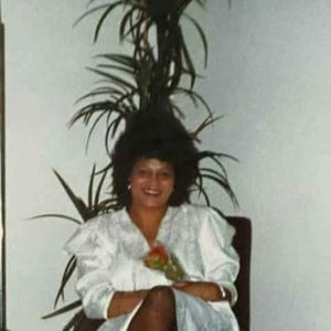 Meet your Posher, Brenda